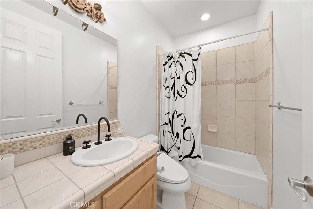 4220 La Posada Property Photo 35