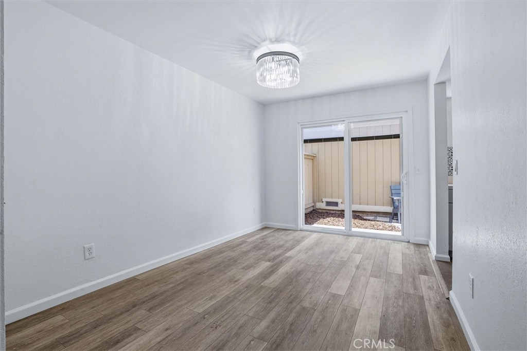 2250 King Ct 84 Property Photo 11