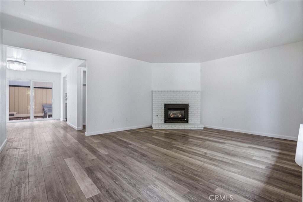 2250 King Ct 84 Property Photo 13