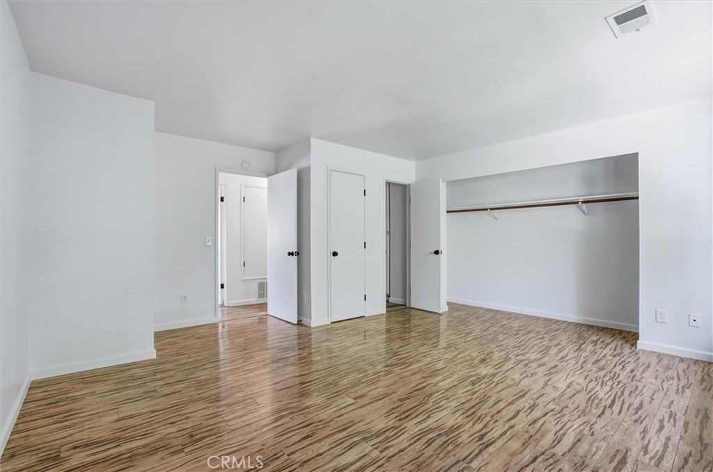 2250 King Ct 84 Property Photo 21
