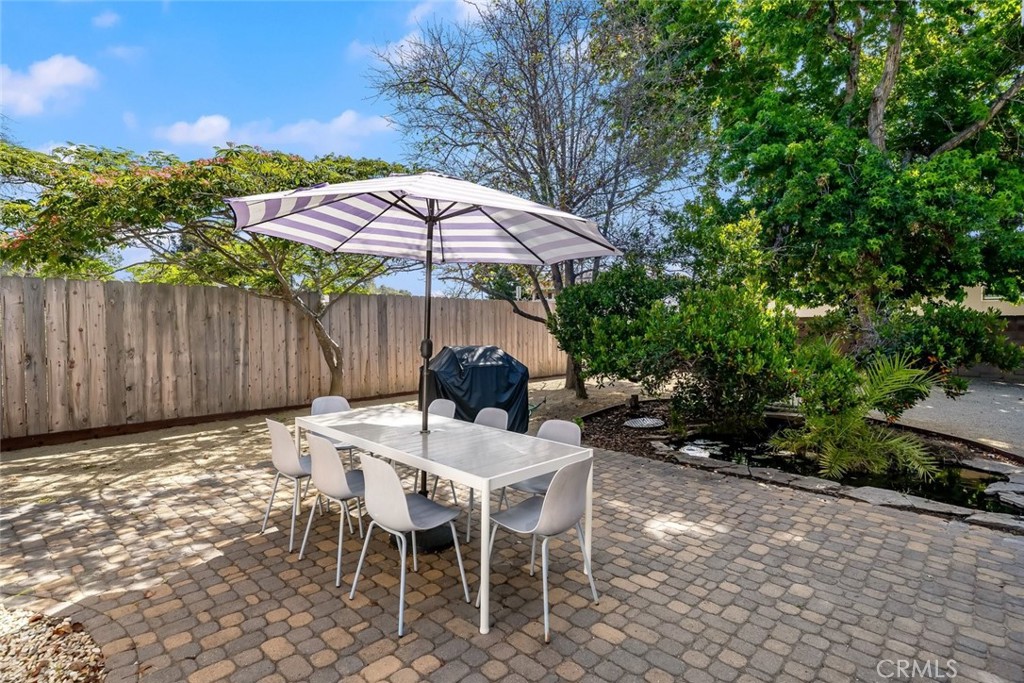 1136 E Grand Property Photo 31