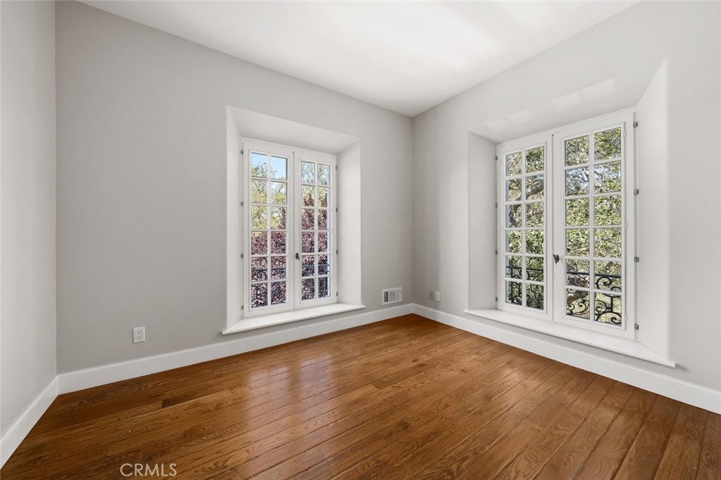 2520 Nightshade Place Property Photo 42