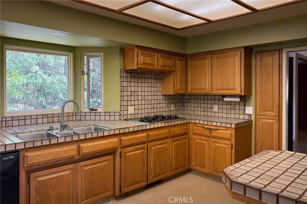 1951 Pierce Avenue Property Photo 31