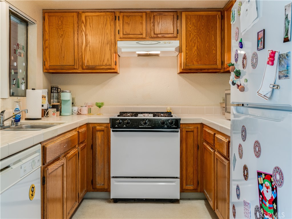 45 Stenner K Property Photo 8