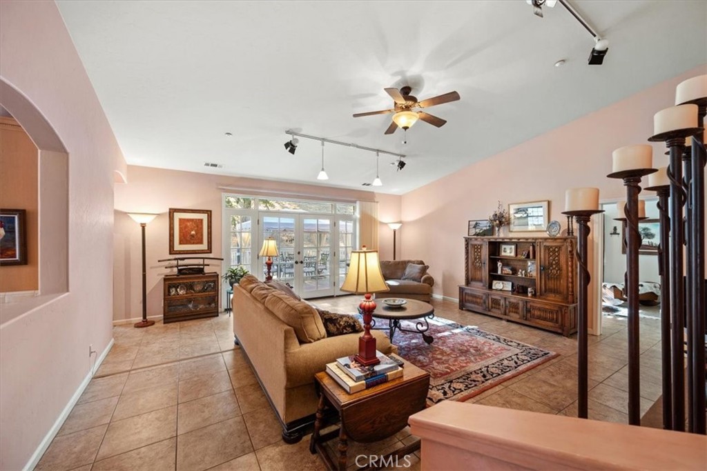 9905 Corriente Property Photo 7