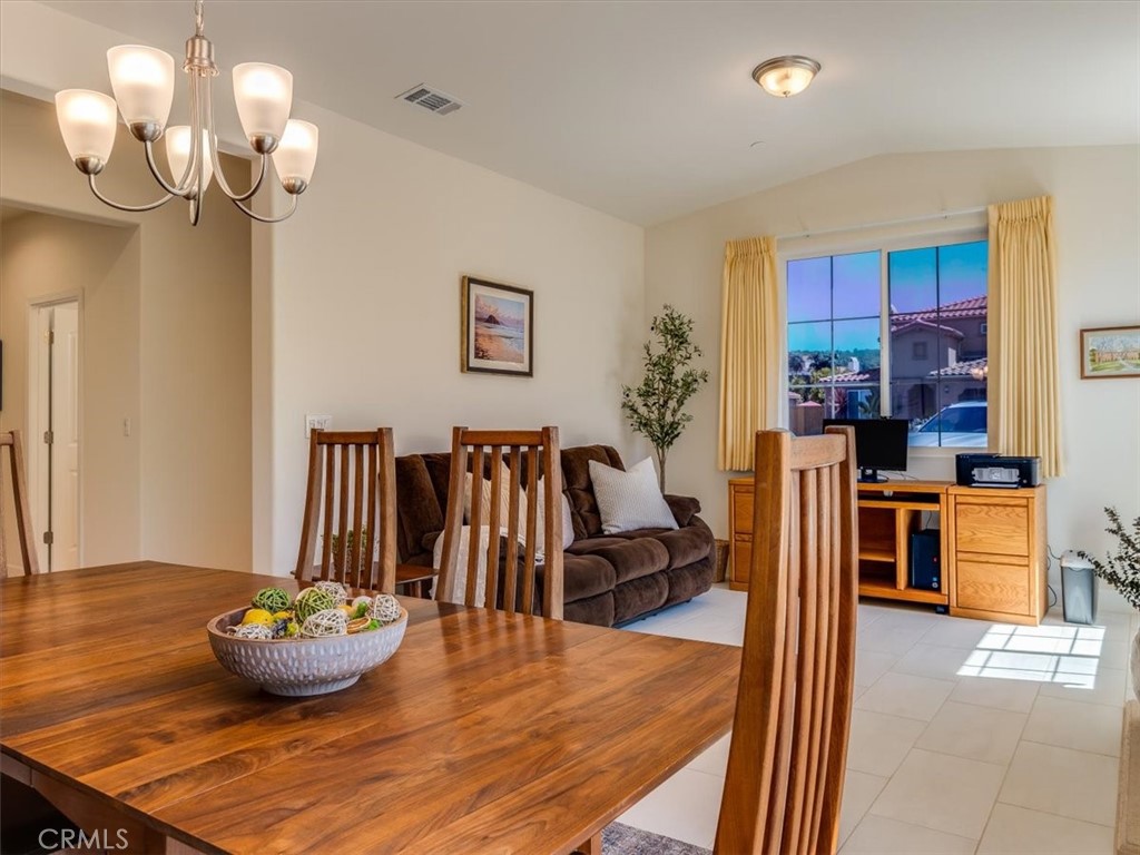 1179 Grand Meadow Property Photo 6