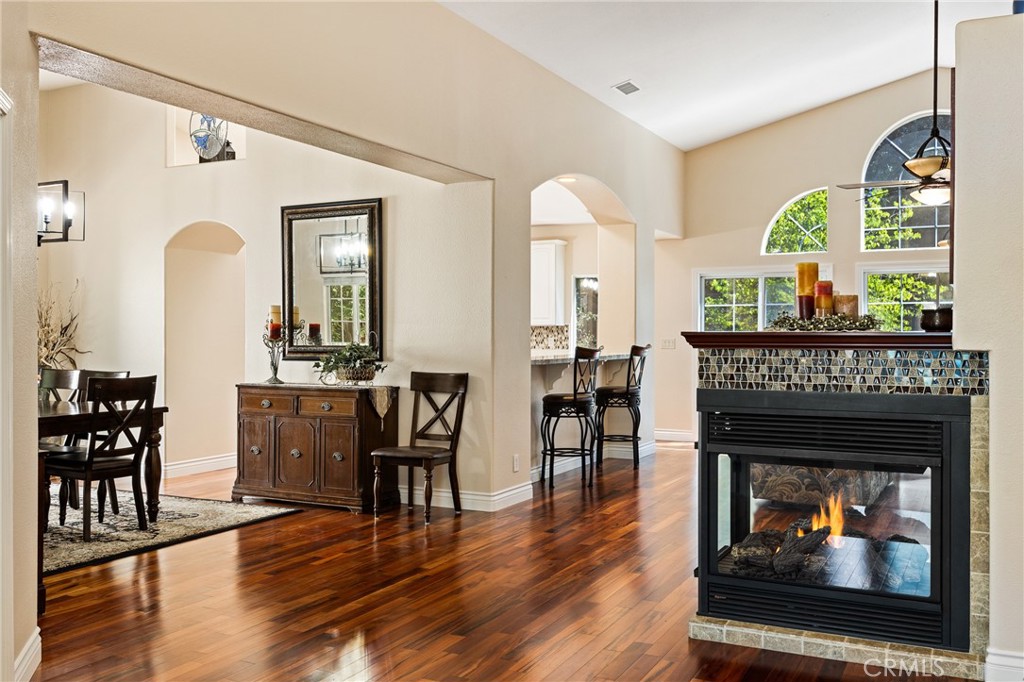 5781 Glenview Property Photo 11