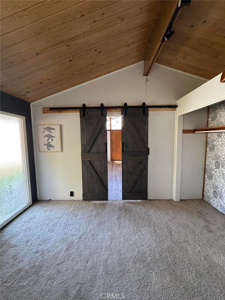 1544 Oak Property Photo 14
