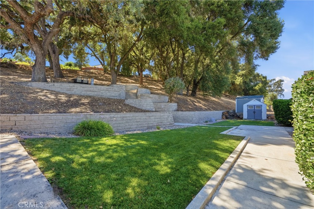 4250 Traffic Way Property Photo 18
