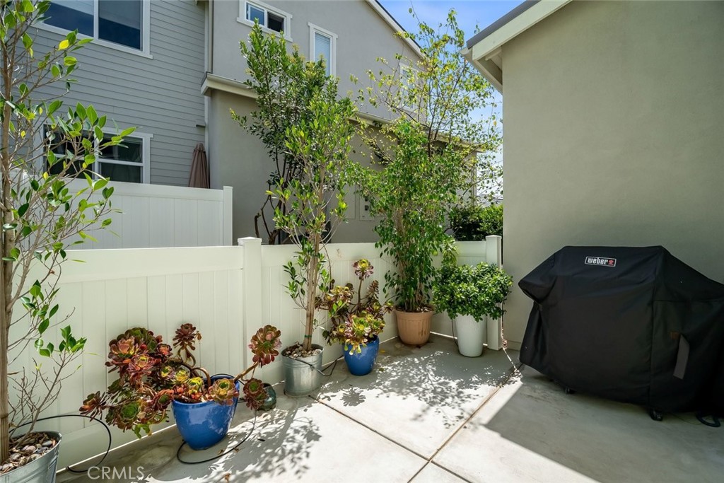 1225 Sponza Dr 1 Property Photo 10
