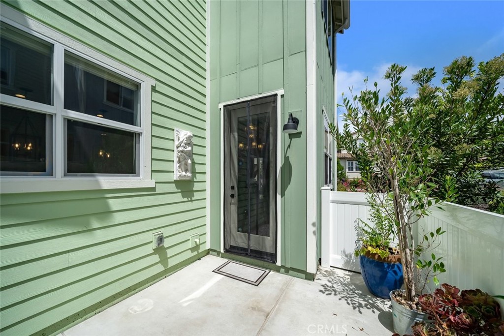 1225 Sponza Dr 1 Property Photo 11