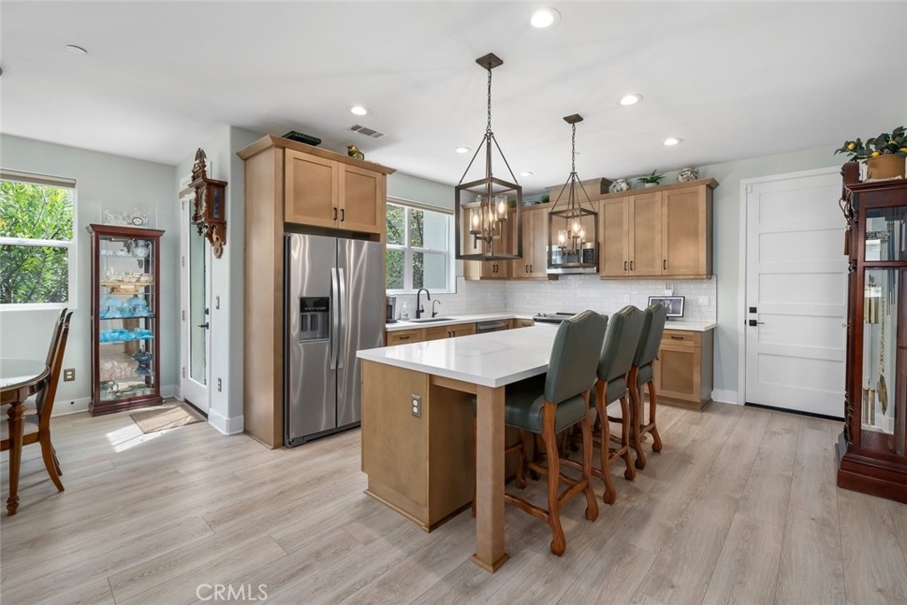 1225 Sponza Dr 1 Property Photo 12