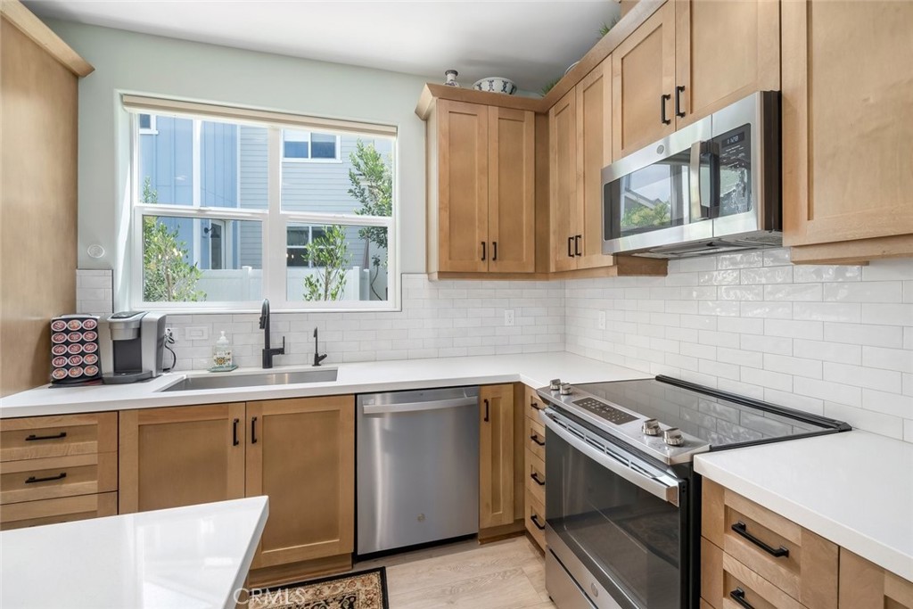 1225 Sponza Dr 1 Property Photo 15