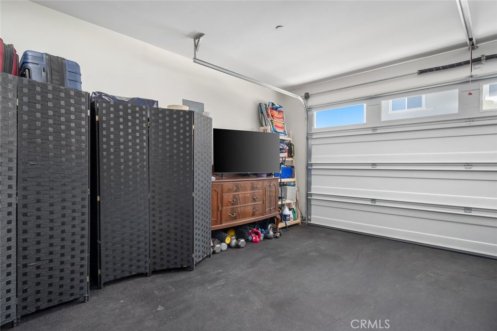 1225 Sponza Dr 1 Property Photo 34