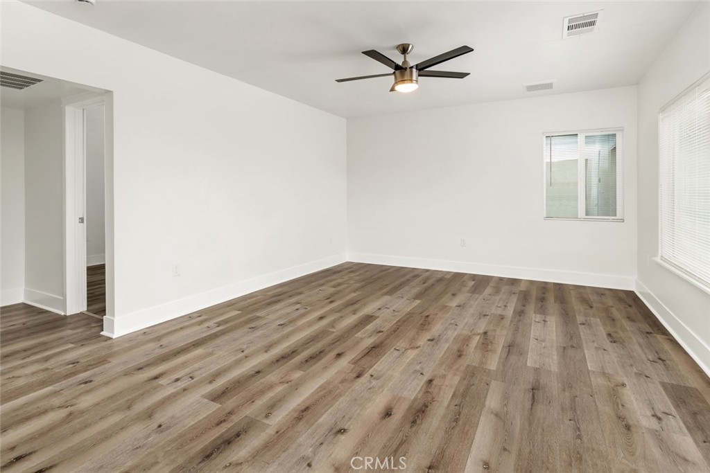 309 S Myrtle Property Photo 7