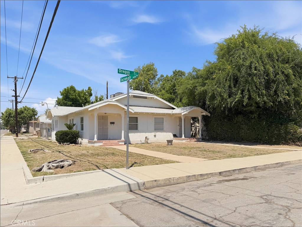 200 Oregon Property Photo 1