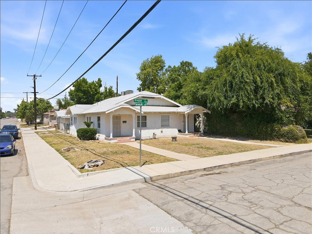 200 Oregon Property Photo 8