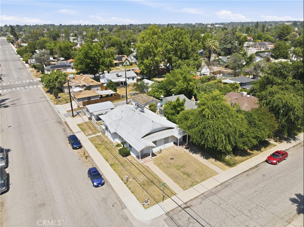 200 Oregon Property Photo 9