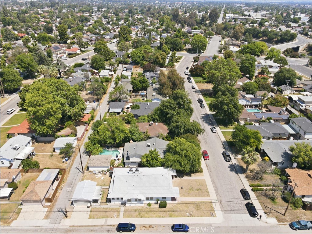200 Oregon Property Photo 14