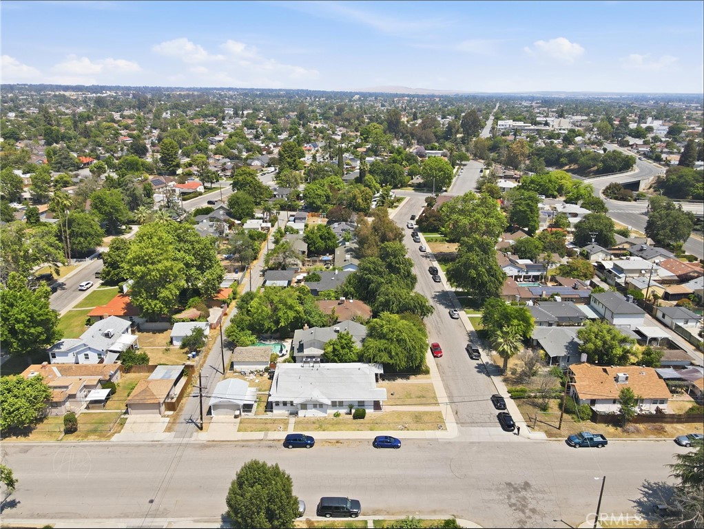 200 Oregon Property Photo 15