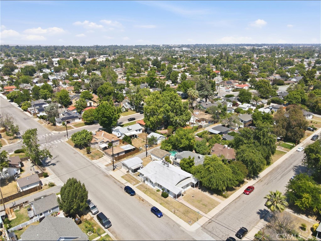 200 Oregon Property Photo 17