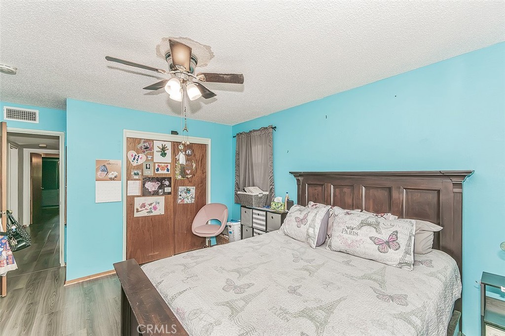 500 W Sample Avenue Property Photo 17