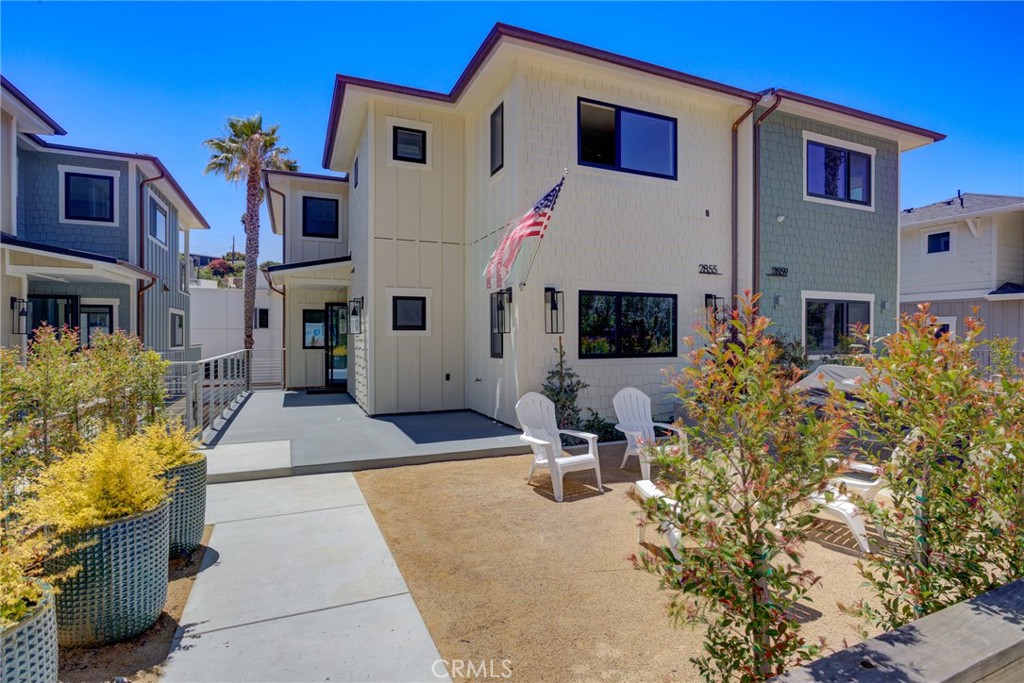 2855 Avila Beach Drive Property Photo 1