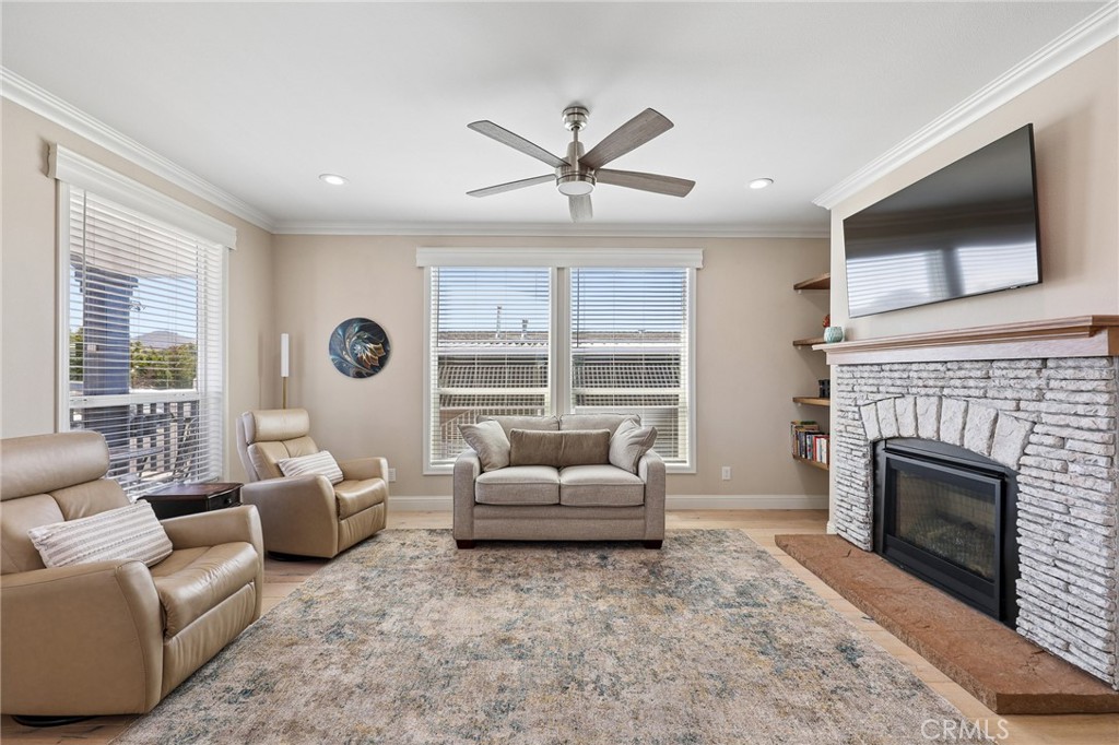 240 Longden Drive Property Photo 13