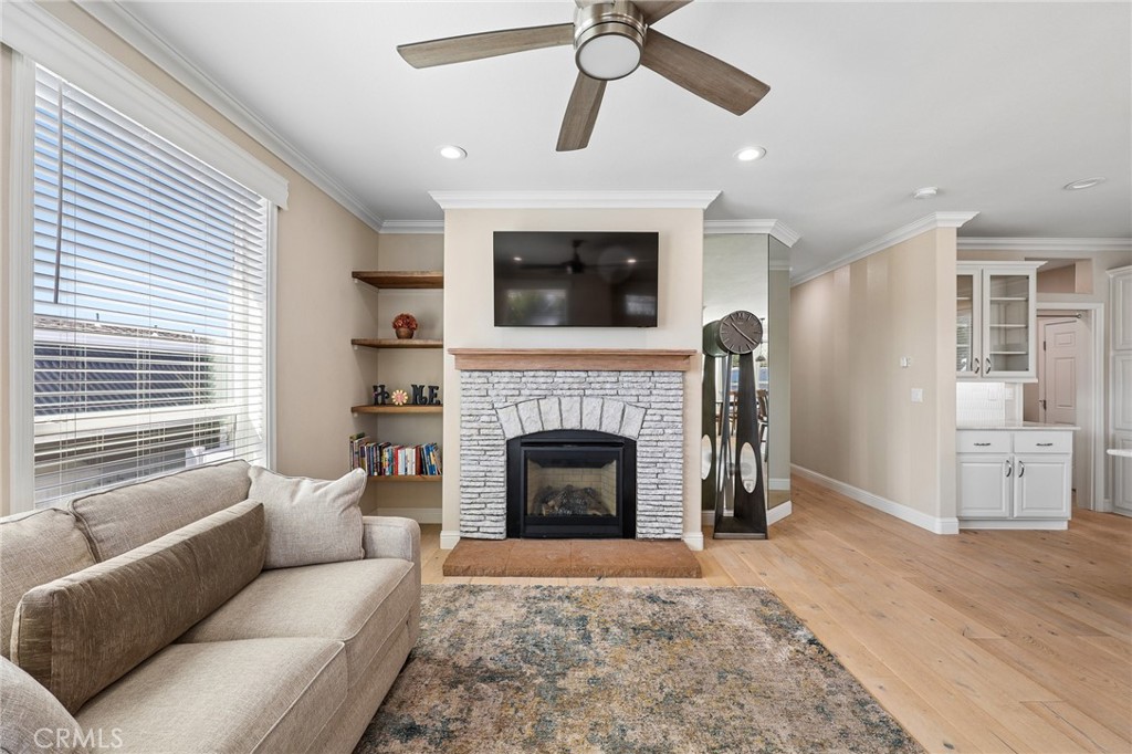 240 Longden Drive Property Photo 15