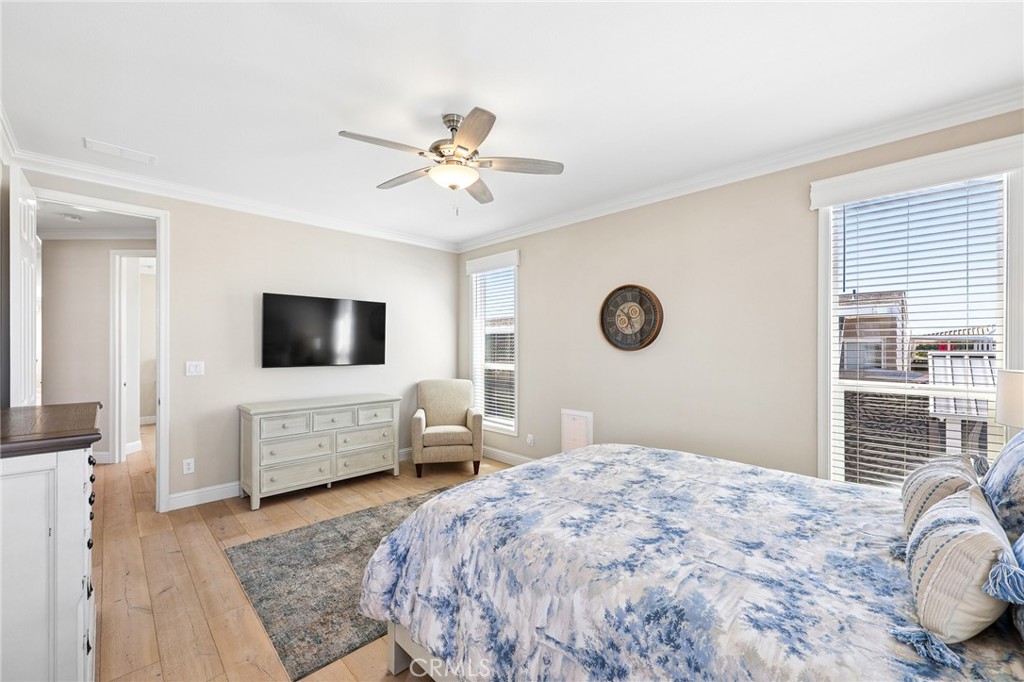 240 Longden Drive Property Photo 24
