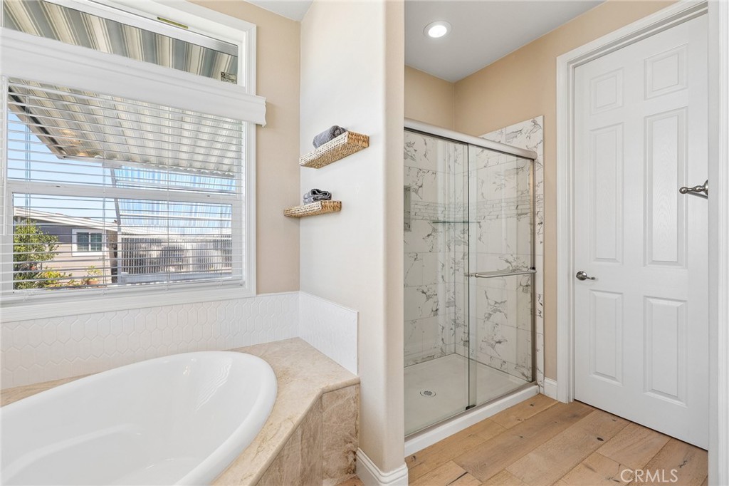 240 Longden Drive Property Photo 27