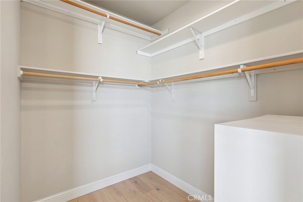 240 Longden Drive Property Photo 29
