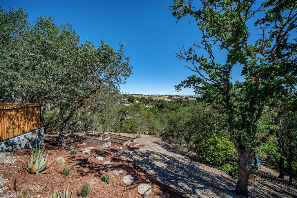 34 Terrace Hill Dr Property Photo 23