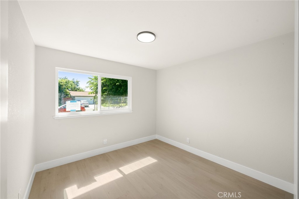 3535 Scotland Property Photo 16