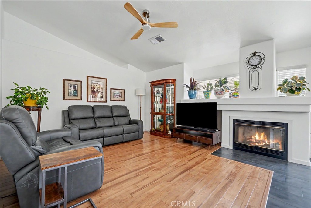 8708 Rollingbay Property Photo 7