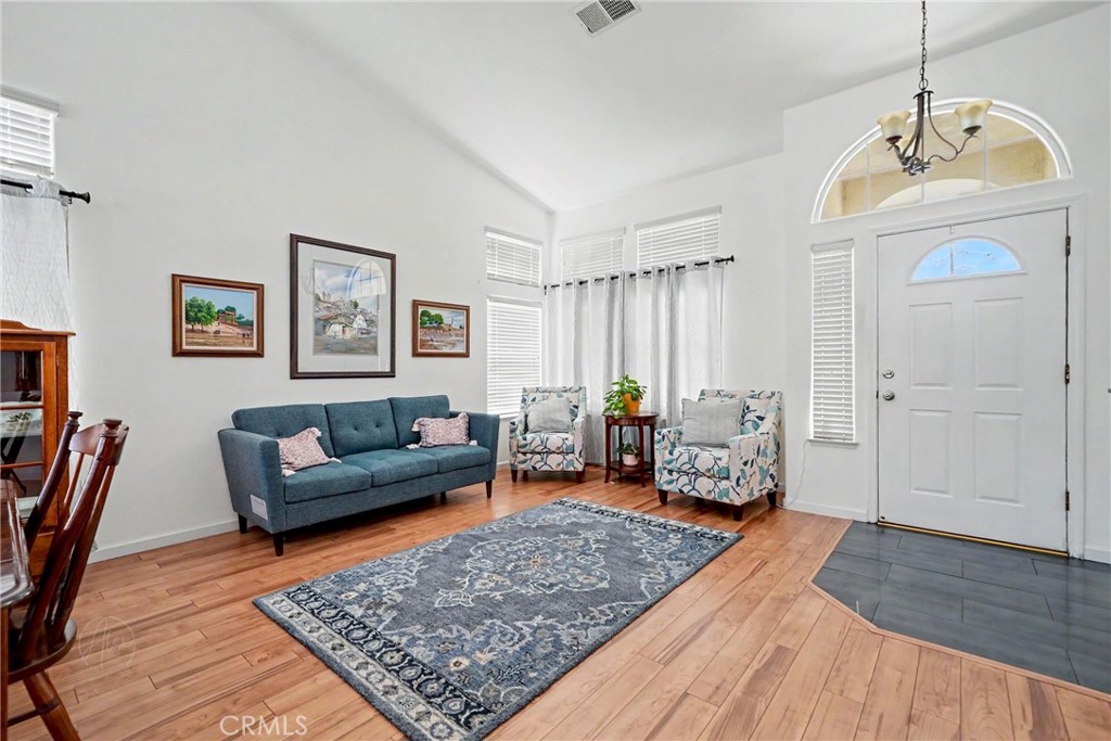 8708 Rollingbay Property Photo 9