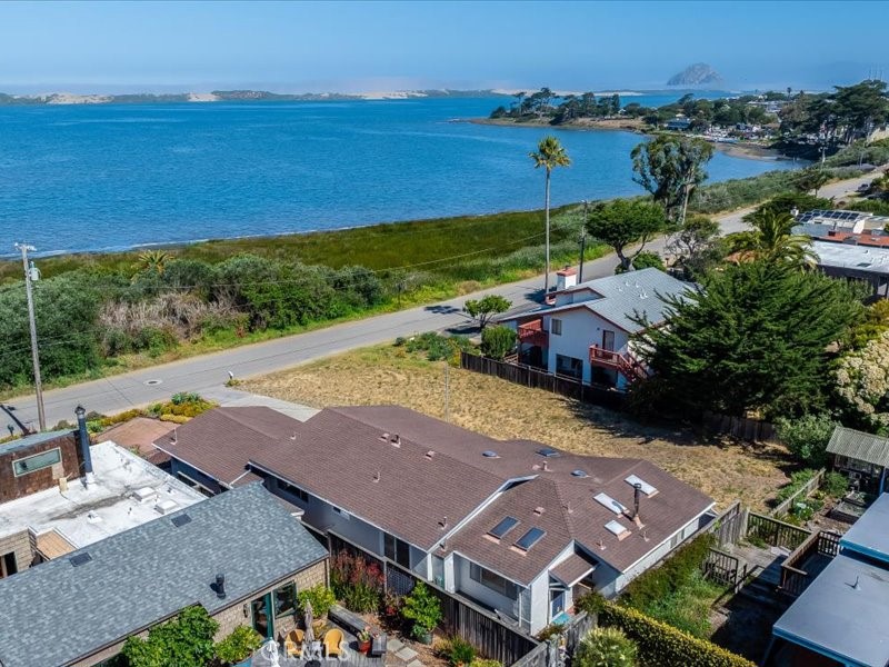 1556 3rd Property Photo 1
