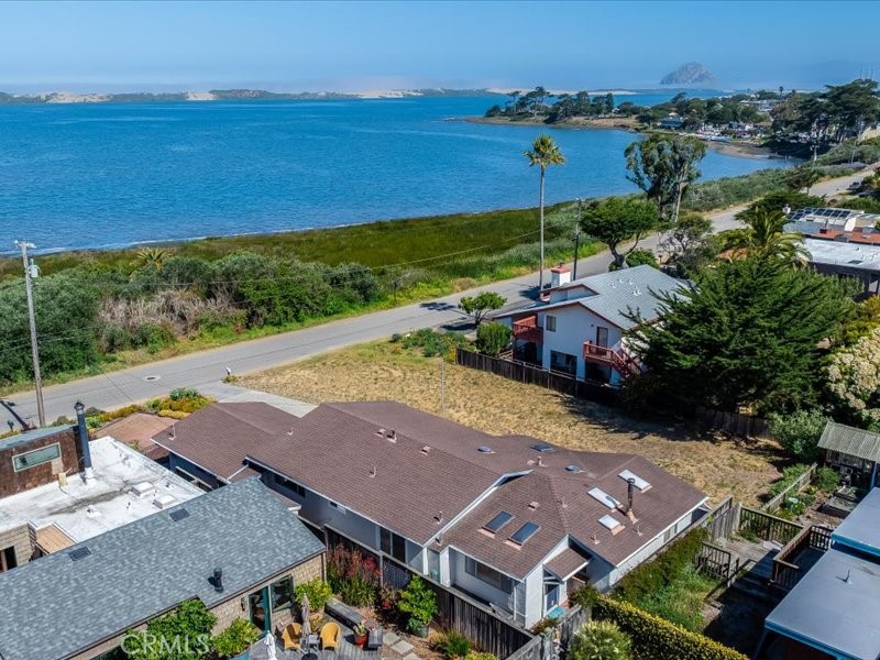 1556 3rd Property Photo 1