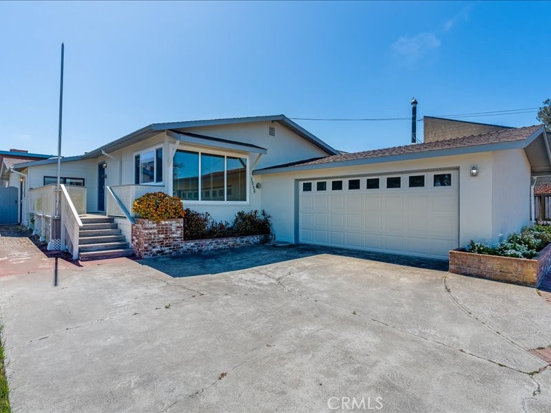 1556 3rd Property Photo 4