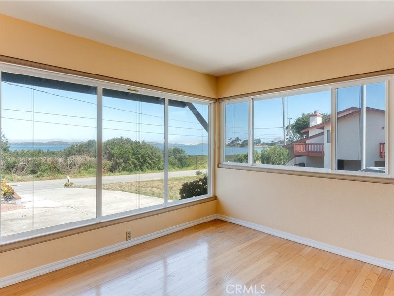1556 3rd Property Photo 12