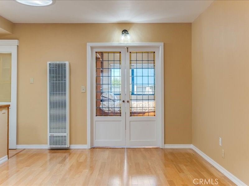 1556 3rd Property Photo 37