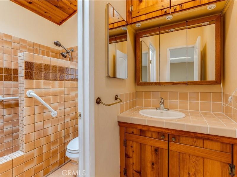 1556 3rd Property Photo 39