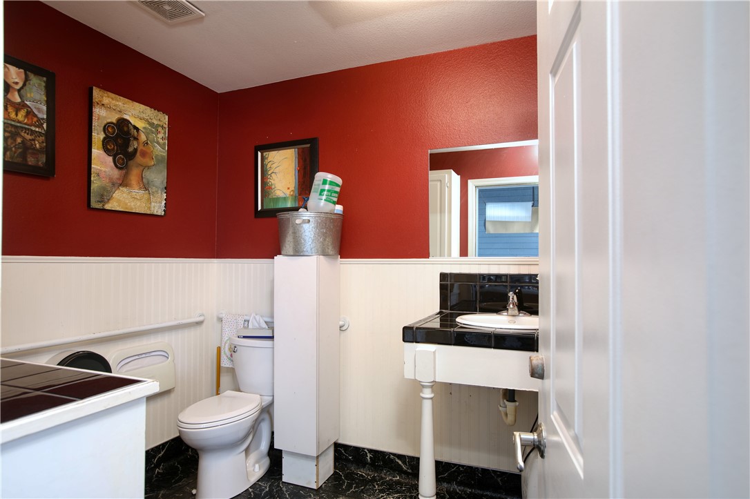 775 Main Property Photo 19