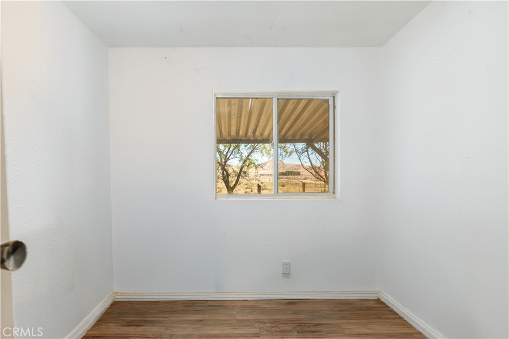 2760 Trenton Property Photo 18