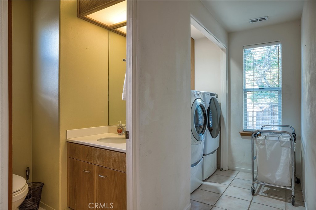 2760 Trenton Property Photo 27