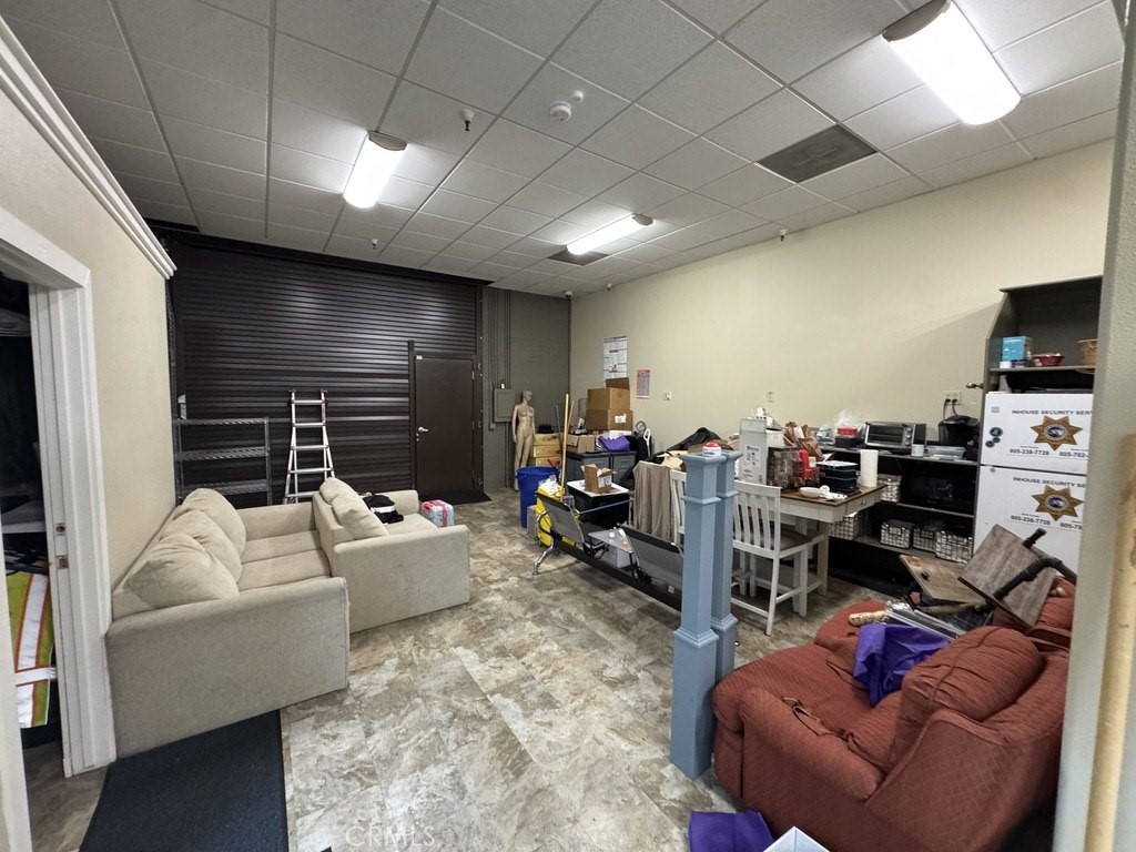 3195 Mcmillan B1 Property Photo 6