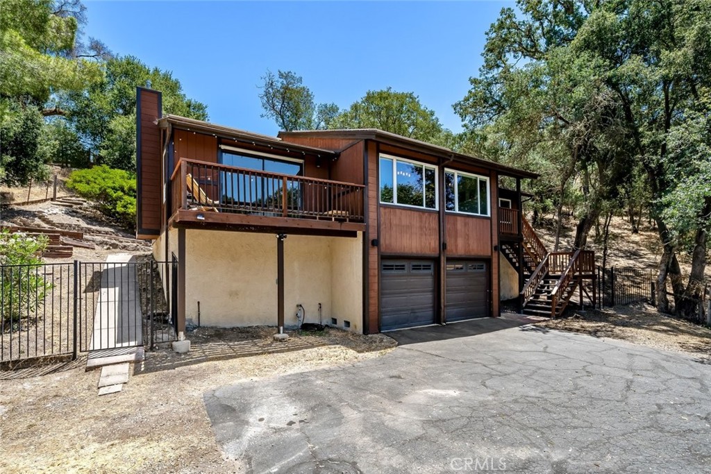 9056 Curbaril Avenue Property Photo 15
