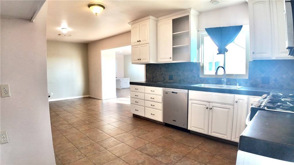 17209 E Floral Property Photo 10