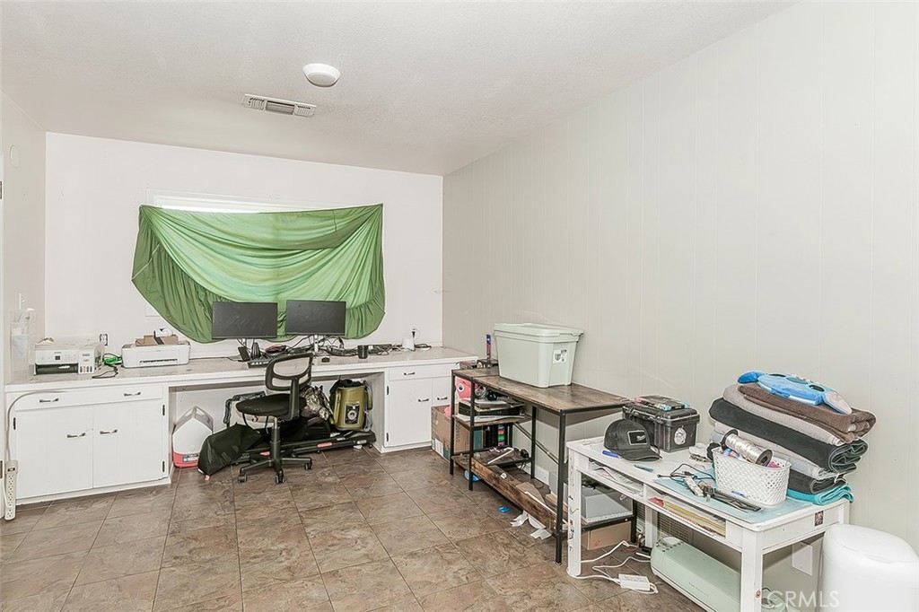 17209 E Floral Property Photo 22