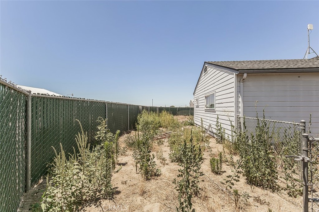 17209 E Floral Property Photo 31